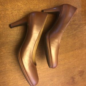 Naturalizer Coppery Brown 3 inch Heels